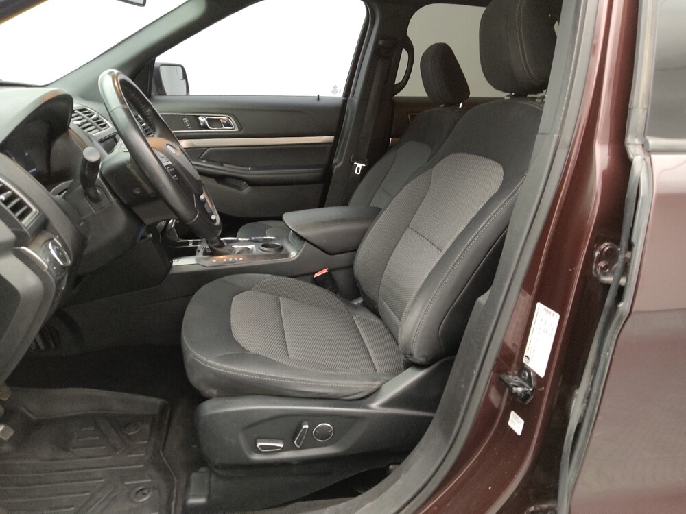 2018 Ford Explorer in Topeka, KS 66611 - 18143560 17