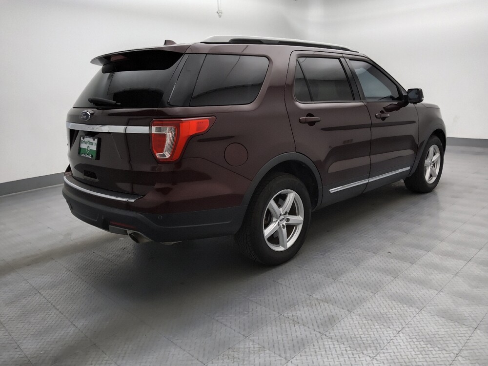 2018 Ford Explorer in Topeka, KS 66611 - 18143560 10