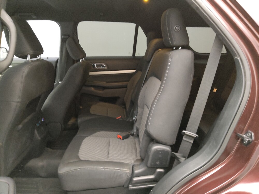 2018 Ford Explorer in Topeka, KS 66611 - 18143560 18