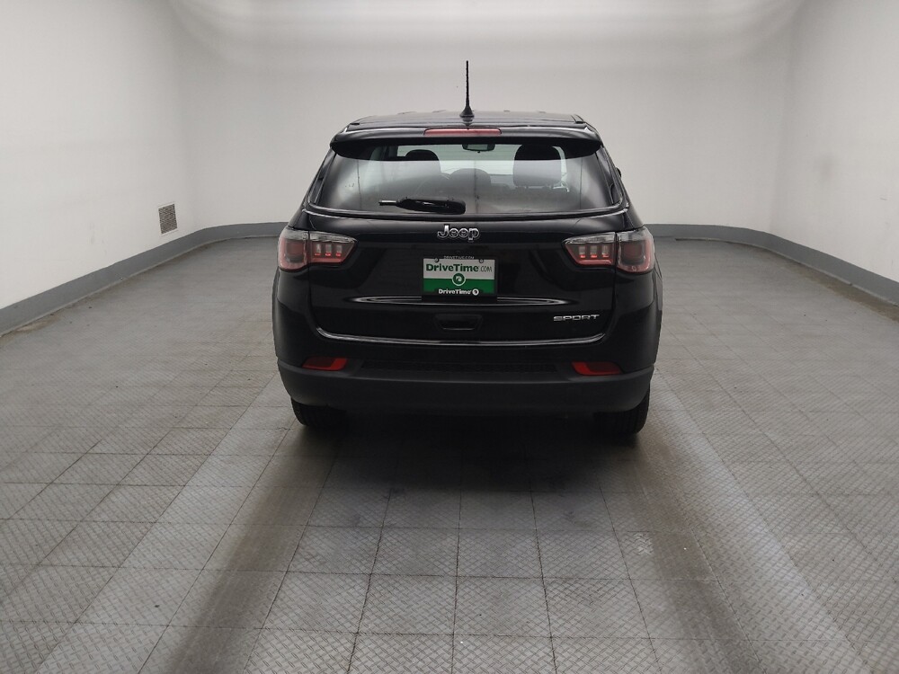 2021 Jeep Compass in Peoria, IL 61615 - 18143564 7
