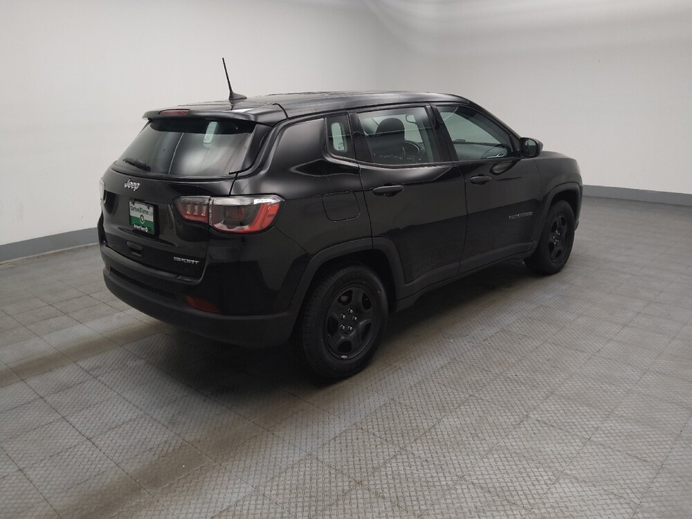 2021 Jeep Compass in Peoria, IL 61615 - 18143564 10