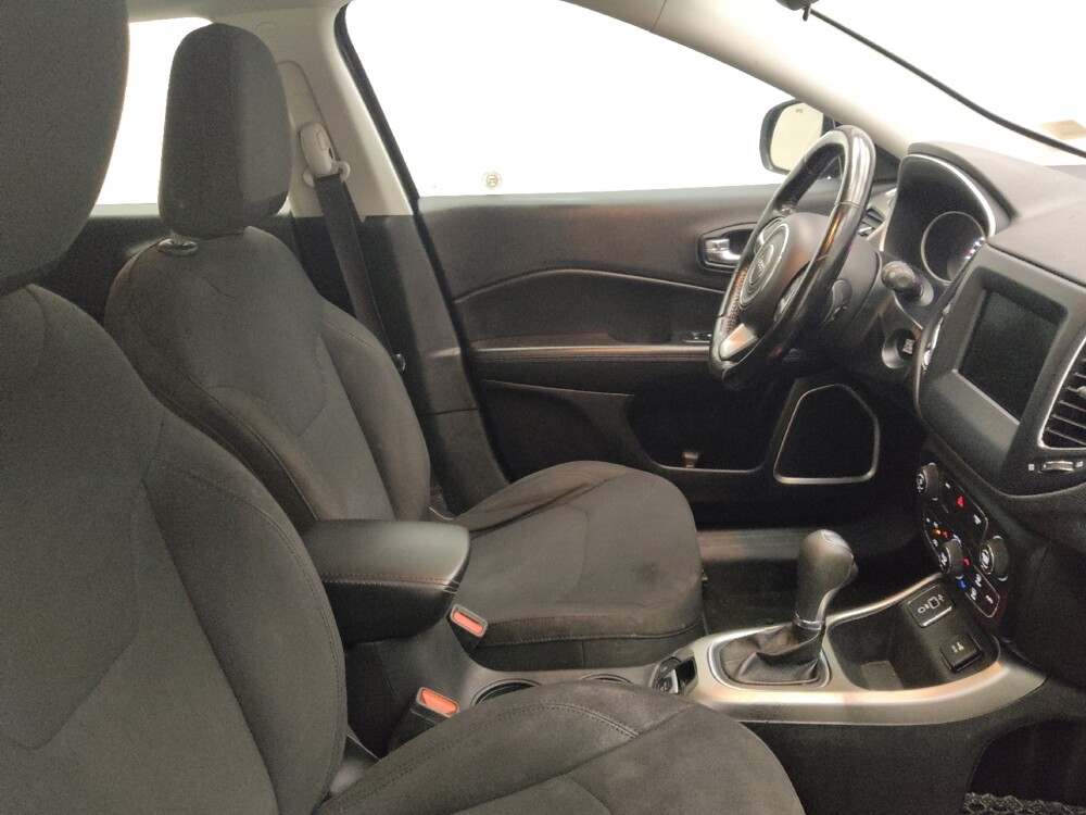 2021 Jeep Compass in Peoria, IL 61615 - 18143564 21