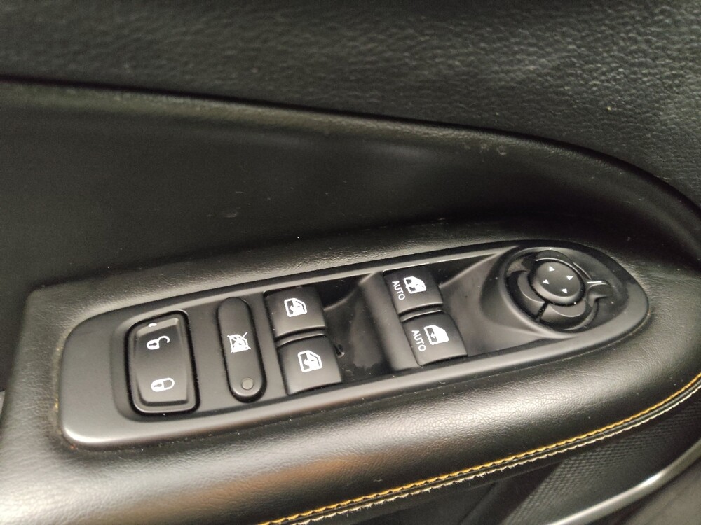 2021 Jeep Compass in Peoria, IL 61615 - 18143564 27