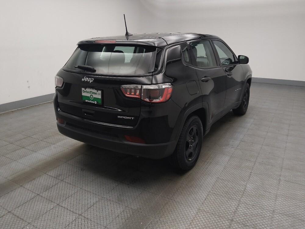 2021 Jeep Compass in Peoria, IL 61615 - 18143564 9