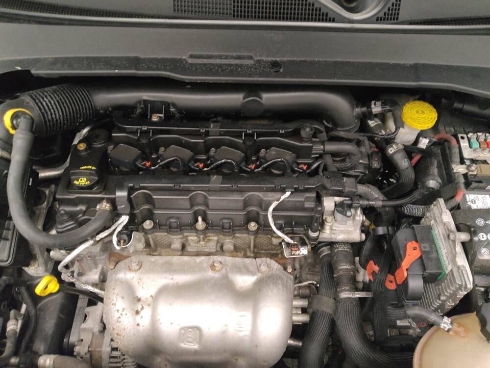 2021 Jeep Compass in Peoria, IL 61615 - 18143564 30