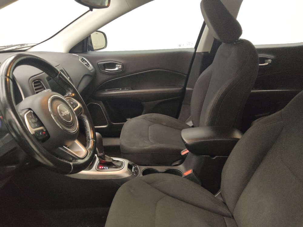 2021 Jeep Compass in Peoria, IL 61615 - 18143564 17