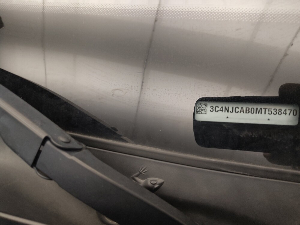 2021 Jeep Compass in Peoria, IL 61615 - 18143564 33