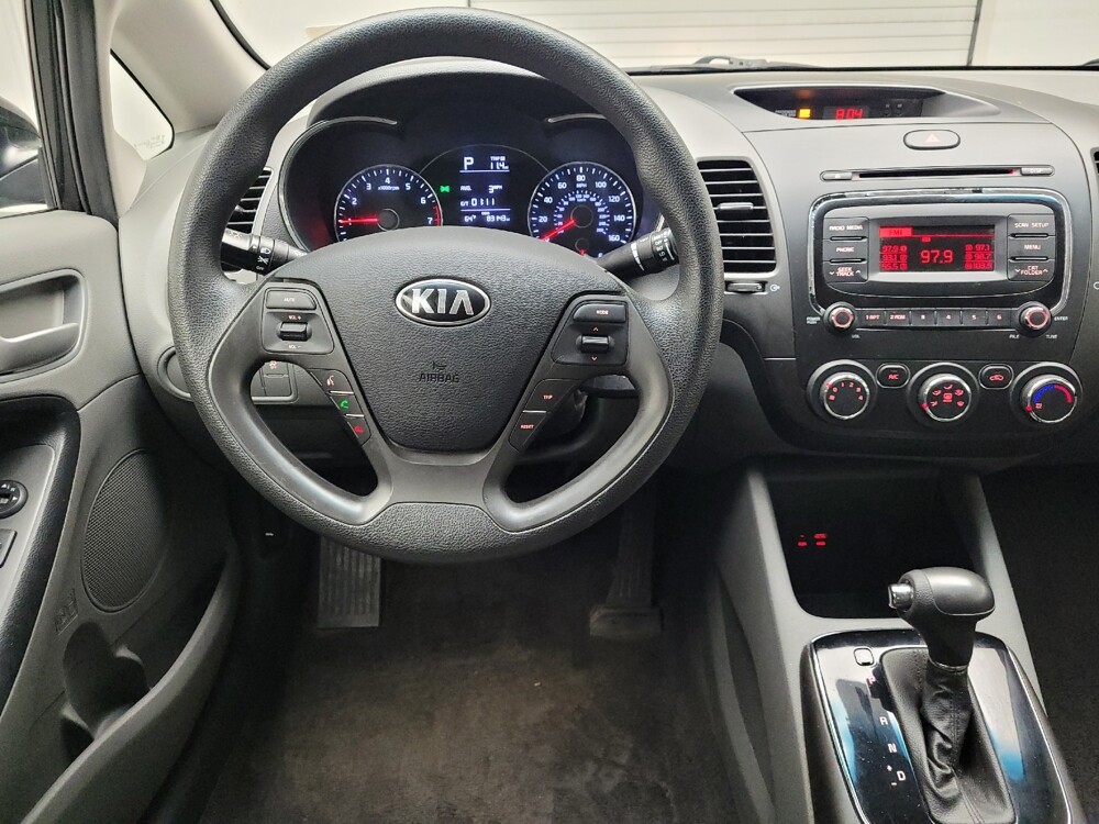 2017 Kia Forte in Eastpointe, MI 48021 - 18143567 22