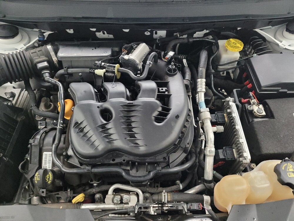 2019 Jeep Cherokee in Eastpointe, MI 48021 - 18143568 30