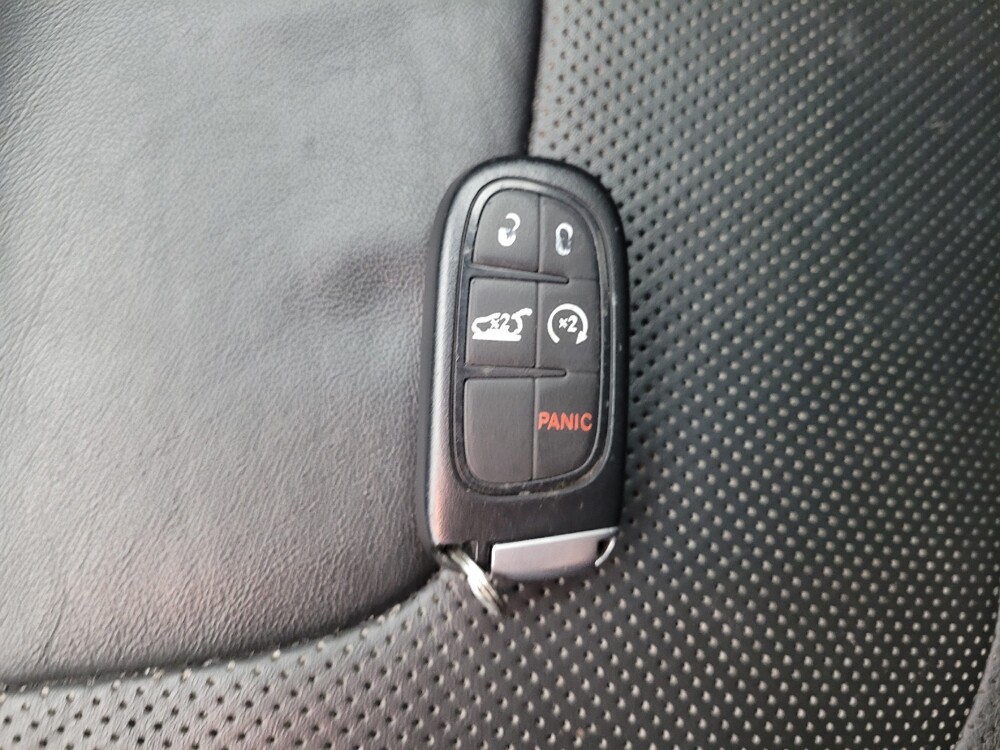 2019 Jeep Cherokee in Eastpointe, MI 48021 - 18143568 32