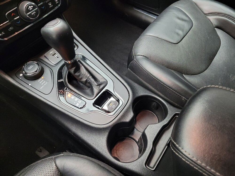 2019 Jeep Cherokee in Eastpointe, MI 48021 - 18143568 26