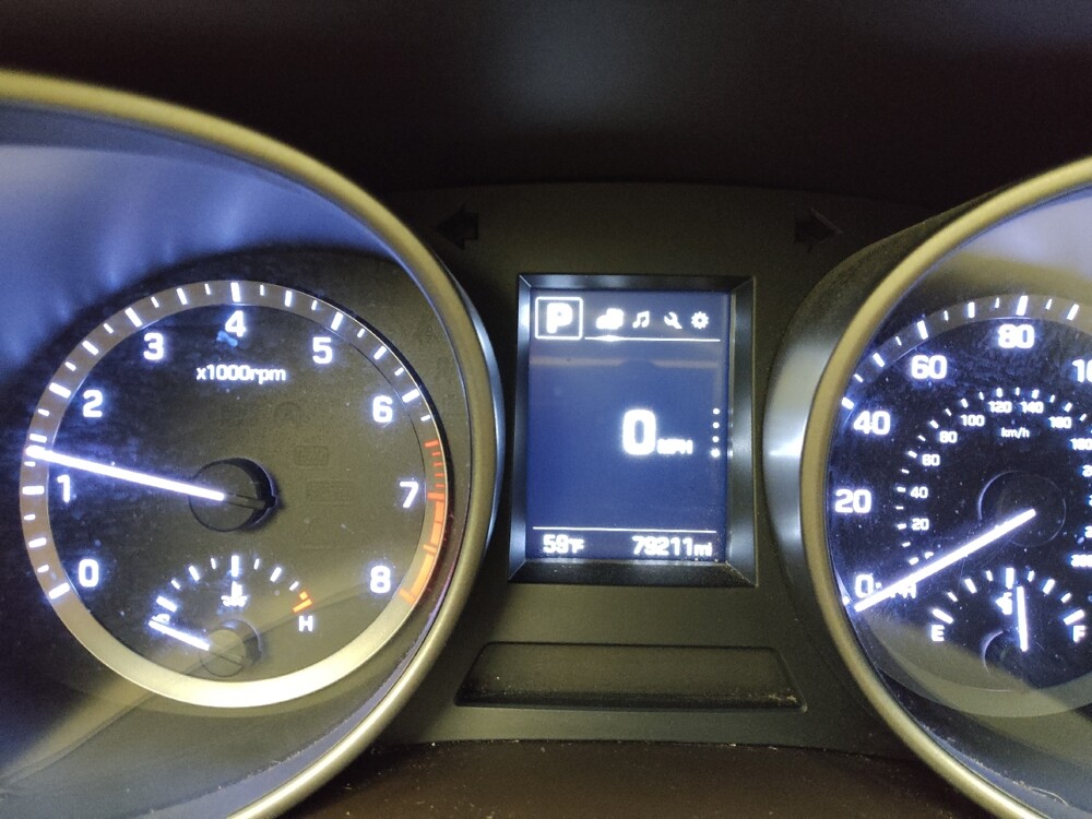 2018 Hyundai Santa Fe in Eastpointe, MI 48021 - 18143569 23