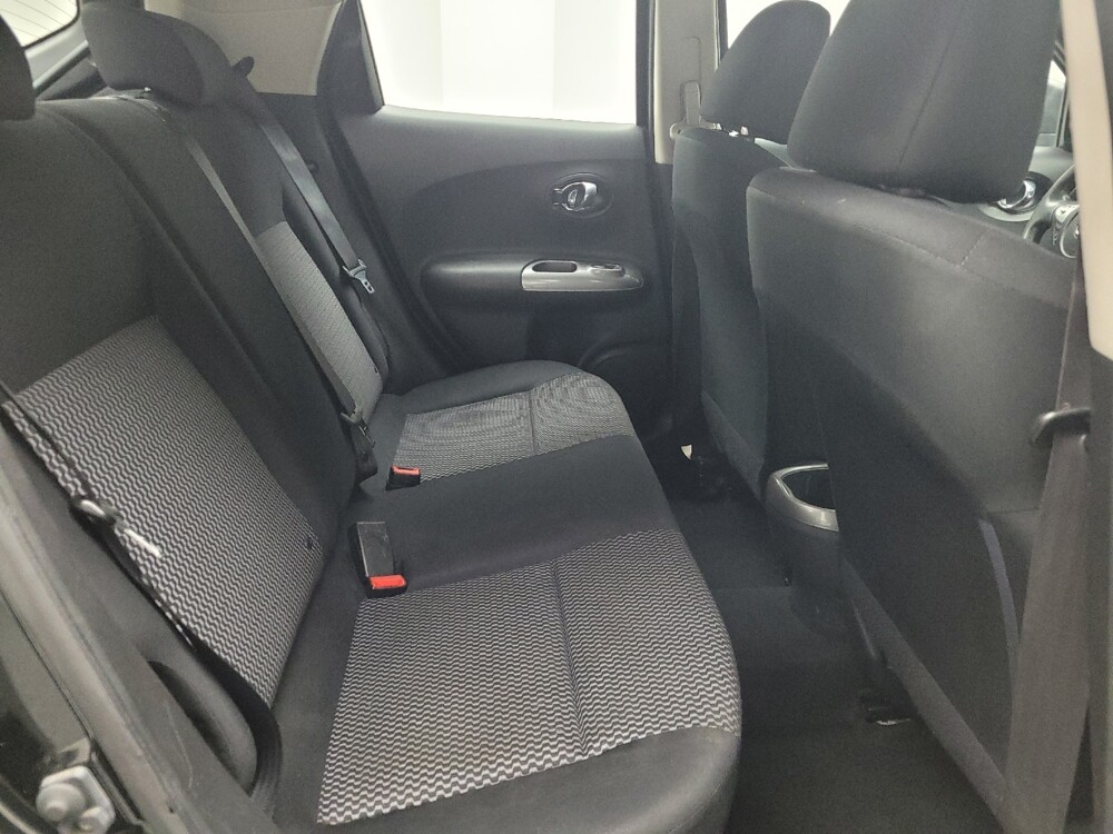 2016 Nissan Juke in Eastpointe, MI 48021 - 18143570 19