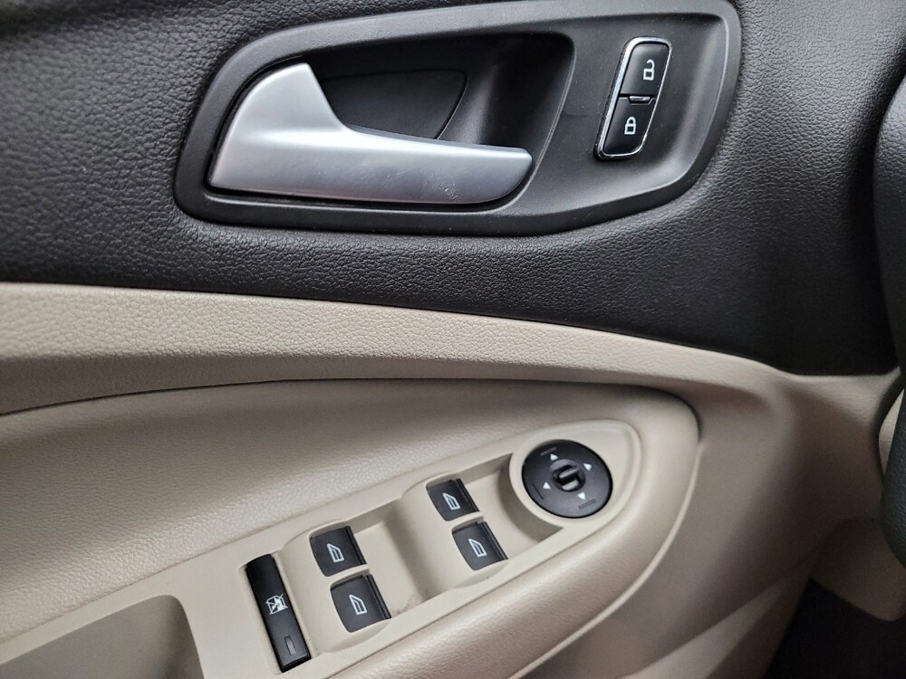 2015 Ford Escape in Eastpointe, MI 48021 - 18143571 27