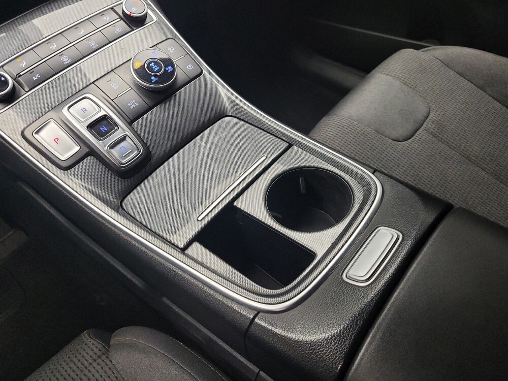 2022 Hyundai Santa Fe in Eastpointe, MI 48021 - 18143572 26