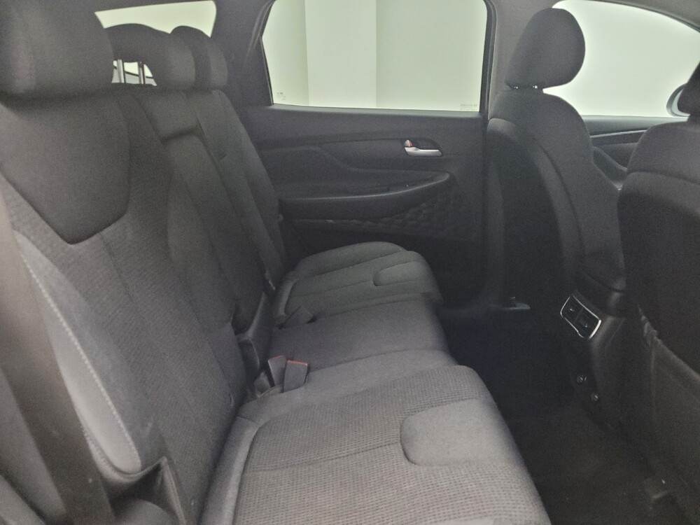 2022 Hyundai Santa Fe in Eastpointe, MI 48021 - 18143572 19