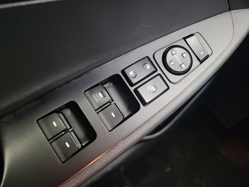 2019 Hyundai Tucson in Eastpointe, MI 48021 - 18143573 27
