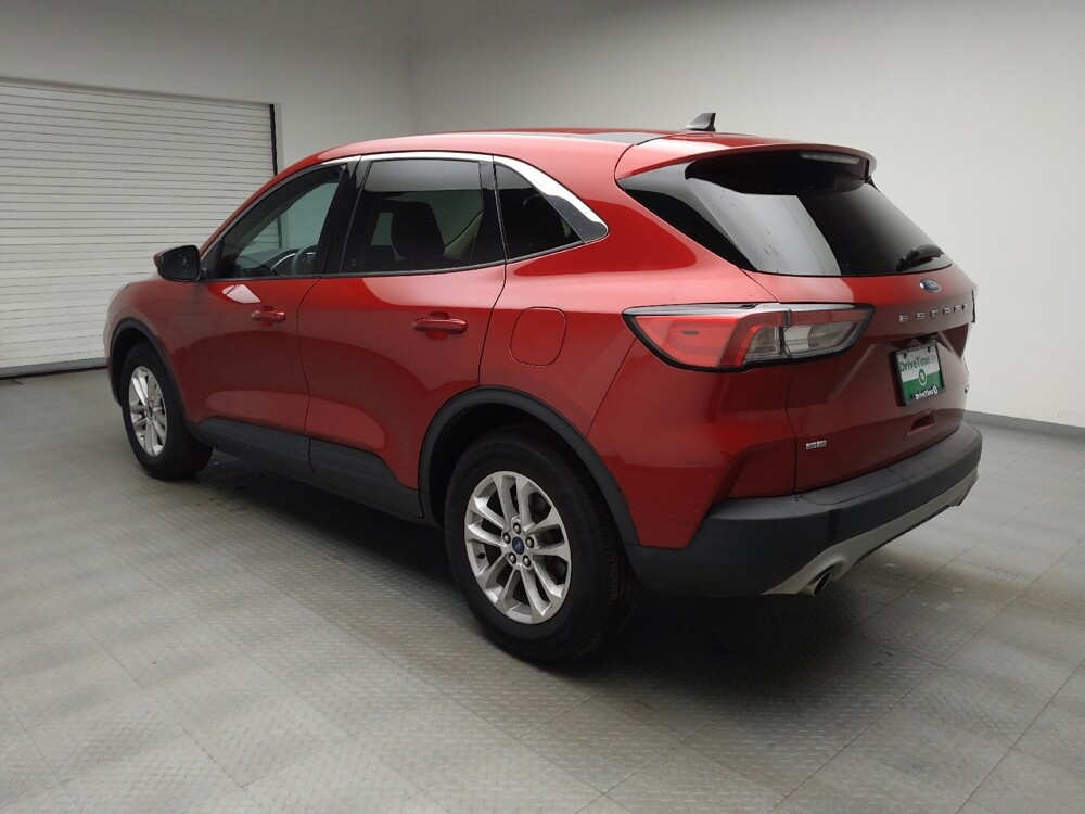 2020 Ford Escape in Eastpointe, MI 48021 - 18143574 5