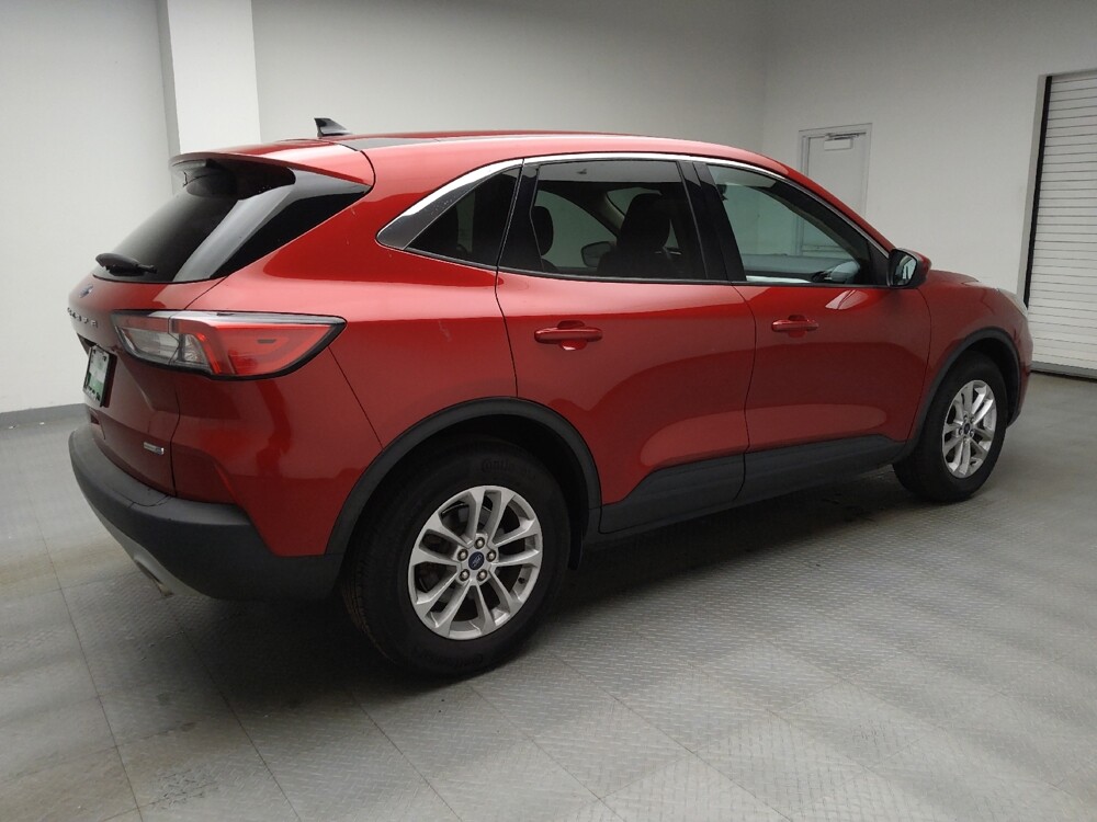2020 Ford Escape in Eastpointe, MI 48021 - 18143574 10