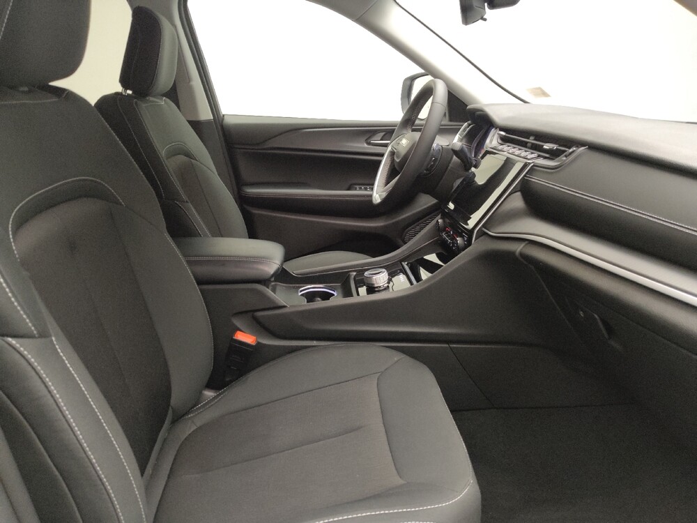 2023 Jeep Grand Cherokee in Eastpointe, MI 48021 - 18143576 21