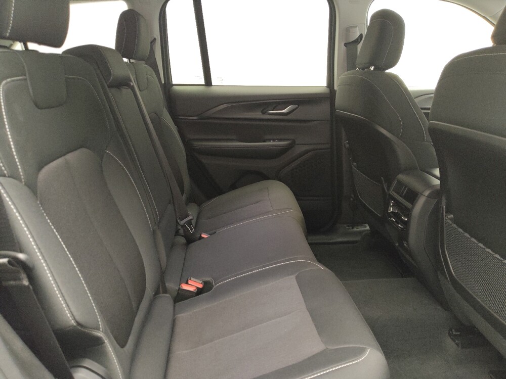 2023 Jeep Grand Cherokee in Eastpointe, MI 48021 - 18143576 19