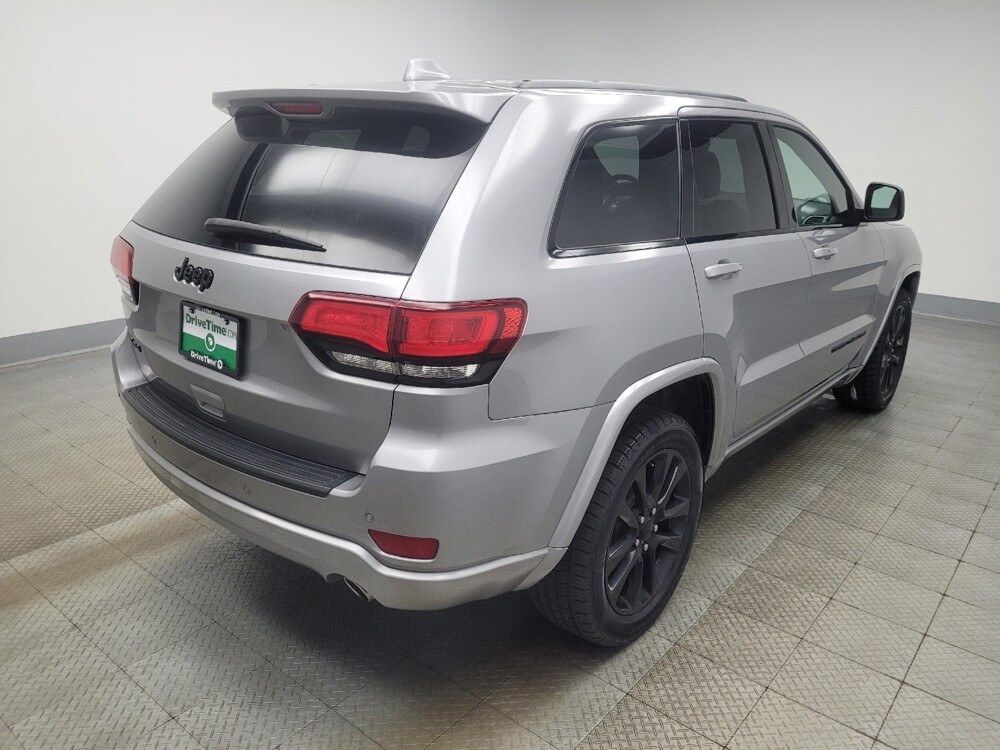 2019 Jeep Grand Cherokee in Indianapolis, IN 46222 - 18143578 9
