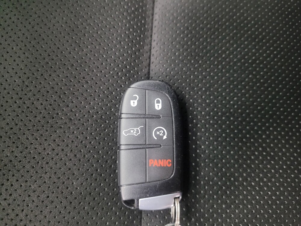2019 Jeep Grand Cherokee in Indianapolis, IN 46222 - 18143578 32
