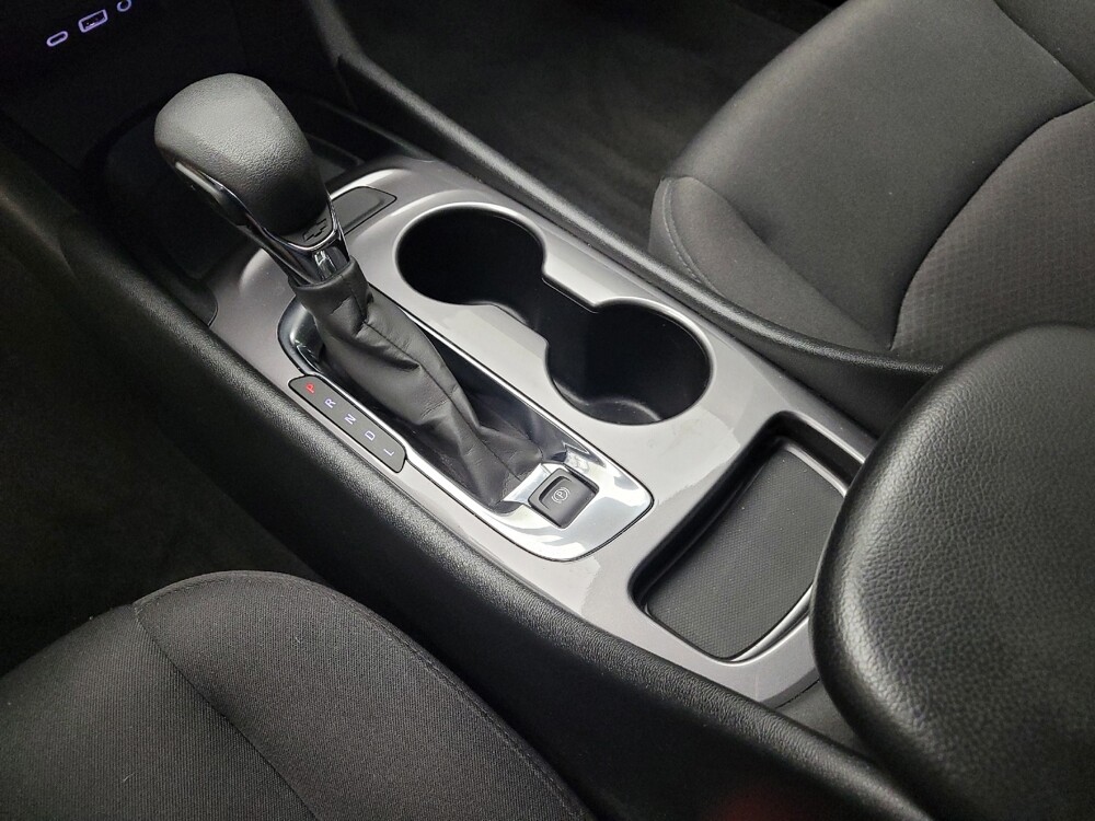 2023 Chevrolet Malibu in Eastpointe, MI 48021 - 18143580 26