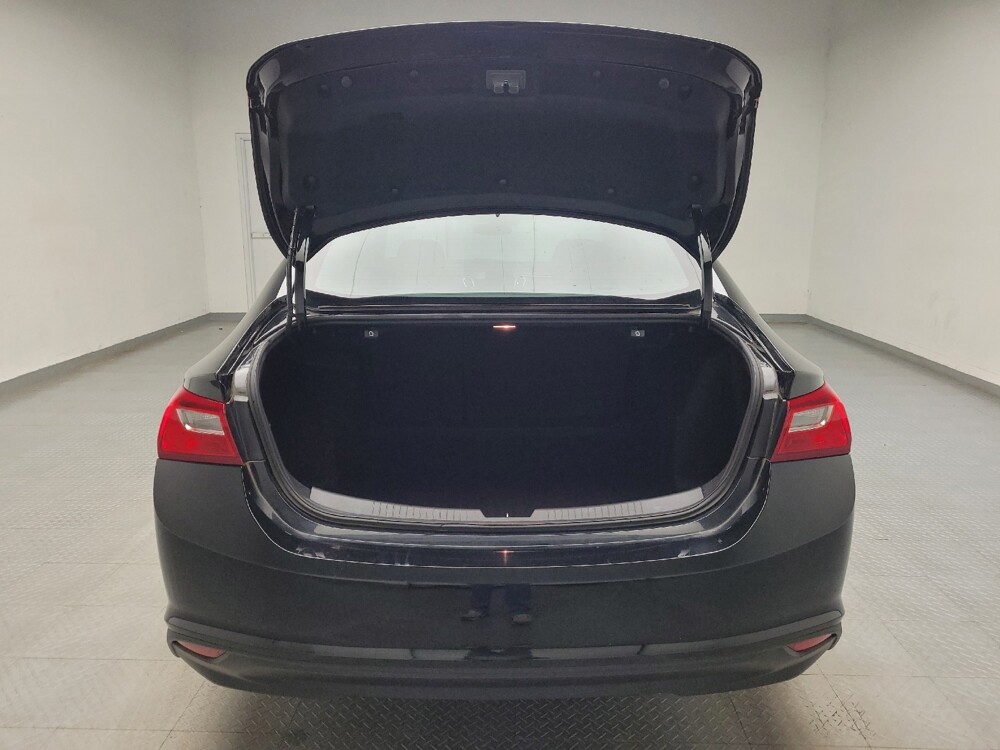 2023 Chevrolet Malibu in Eastpointe, MI 48021 - 18143580 29