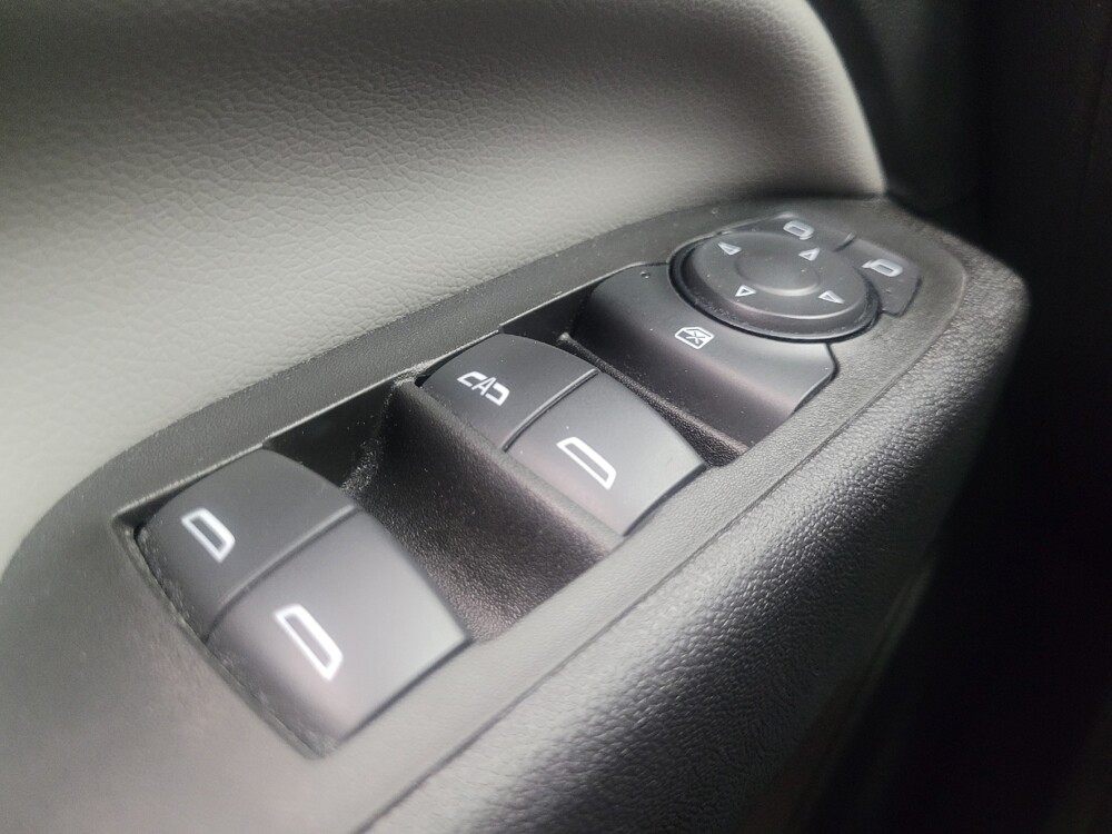 2022 Chevrolet Equinox in Mishawaka, IN 46545 - 18143582 27