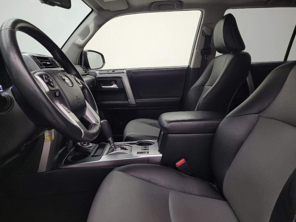 2018 Toyota 4Runner in Columbus, OH 43231 - 18143586 17