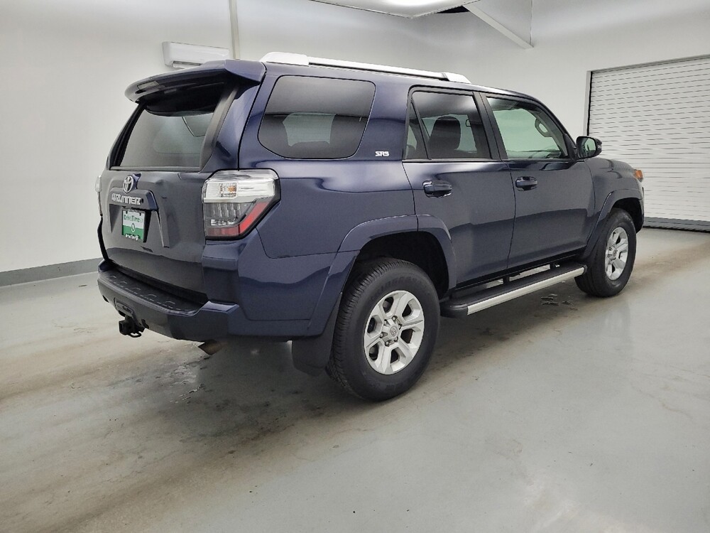 2018 Toyota 4Runner in Columbus, OH 43231 - 18143586 10