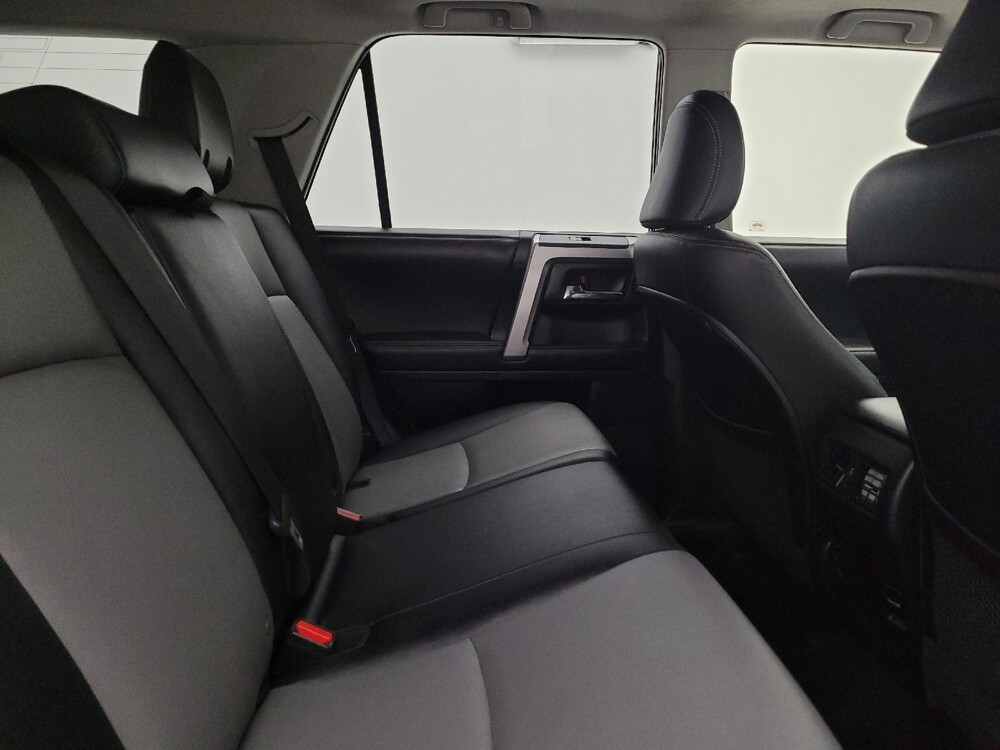 2018 Toyota 4Runner in Columbus, OH 43231 - 18143586 19