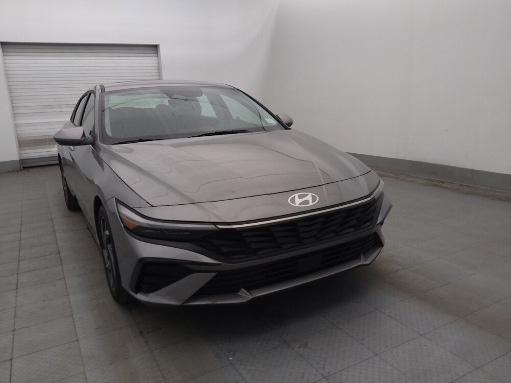 2025 Hyundai Elantra in Tallahassee, FL 32304 - 18143590 13