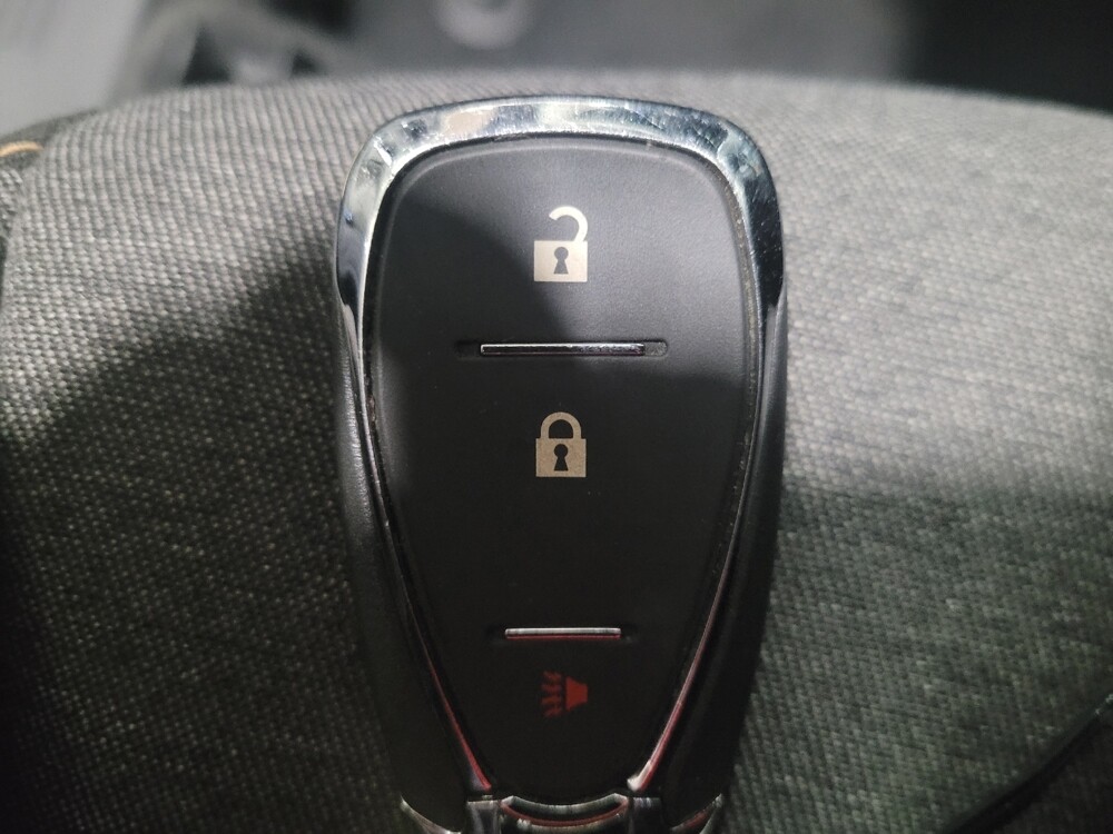 2023 Chevrolet Equinox in Pittsburgh, PA 15237 - 18143594 32