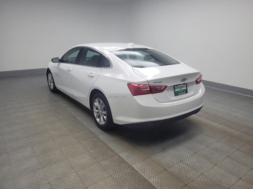 2023 Chevrolet Malibu in Mishawaka, IN 46545 - 18143601 3