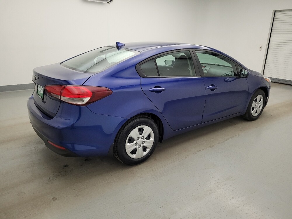 2017 Kia Forte in Columbus, OH 43228 - 18143603 10
