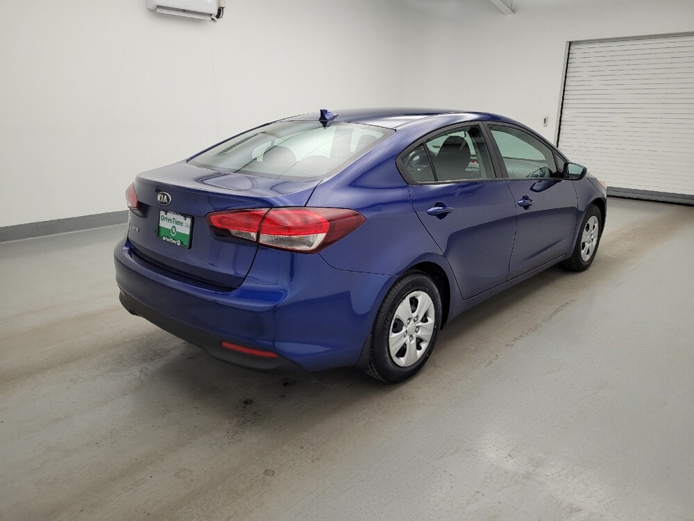 2017 Kia Forte in Columbus, OH 43228 - 18143603 9