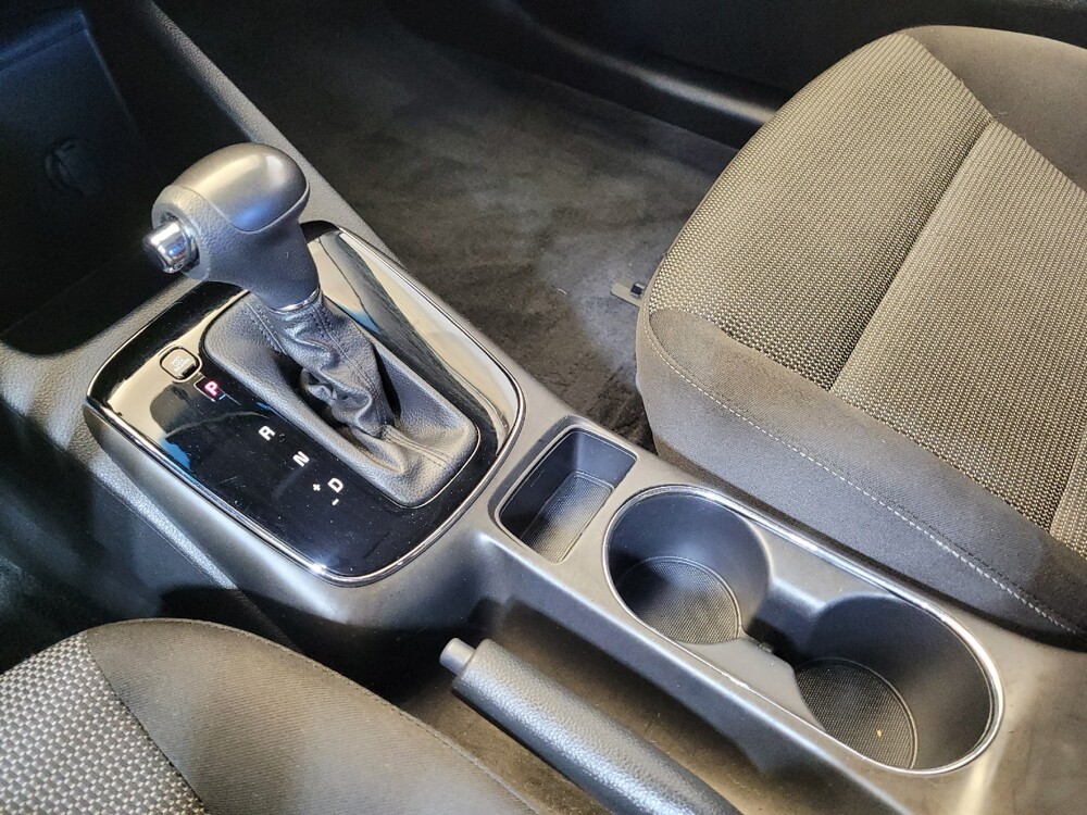 2017 Kia Forte in Columbus, OH 43228 - 18143603 26