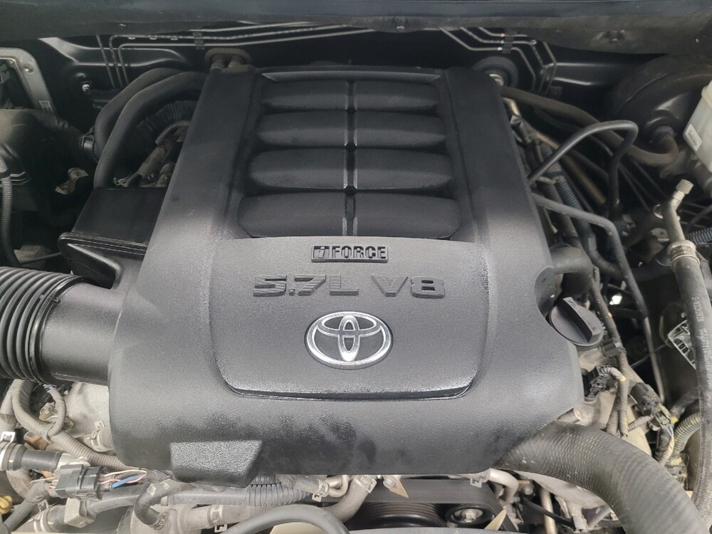 2016 Toyota Tundra in Indianapolis, IN 46222 - 18143605 30