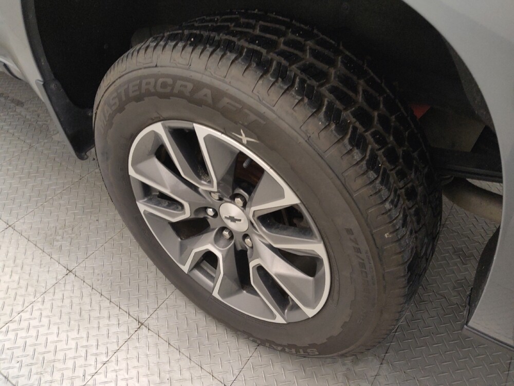 2019 Chevrolet Silverado 1500 in Houston, TX 77074 - 18143609 31