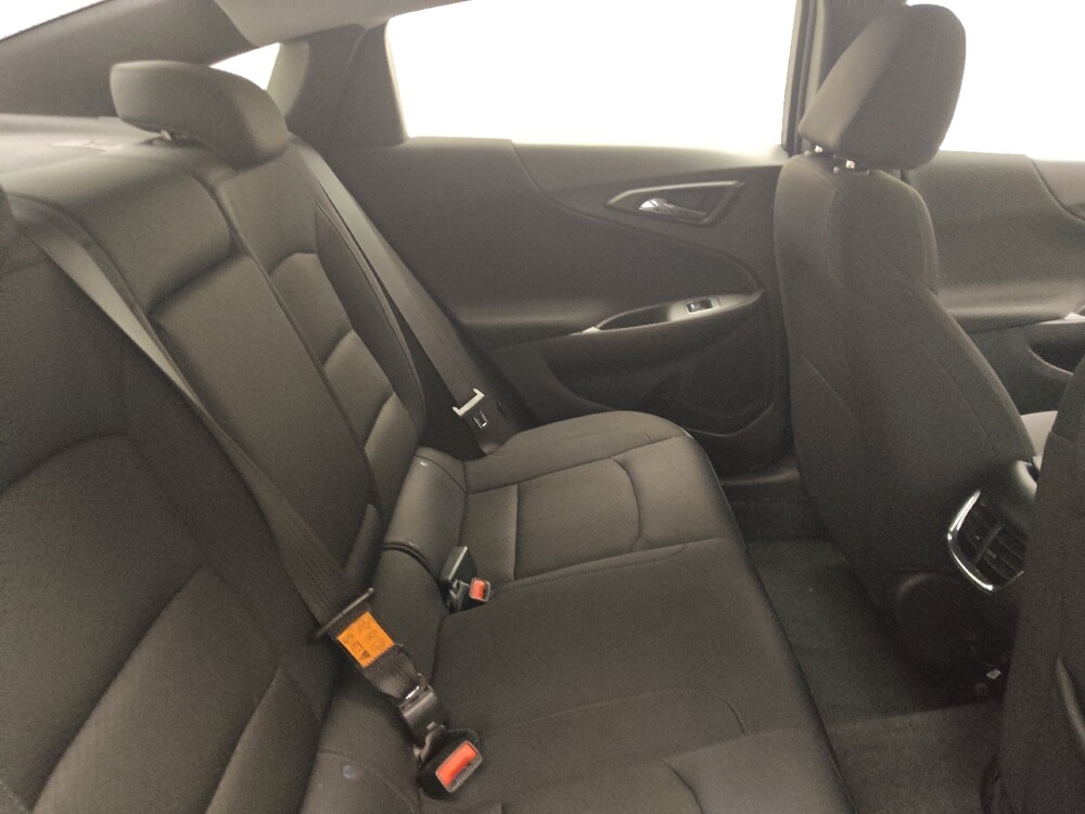 2023 Chevrolet Malibu in Peoria, IL 61615 - 18143610 19