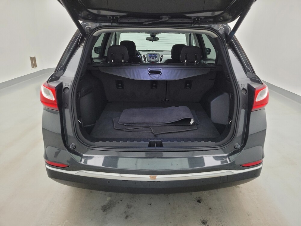 2020 Chevrolet Equinox in Columbus, OH 43228 - 18143611 29