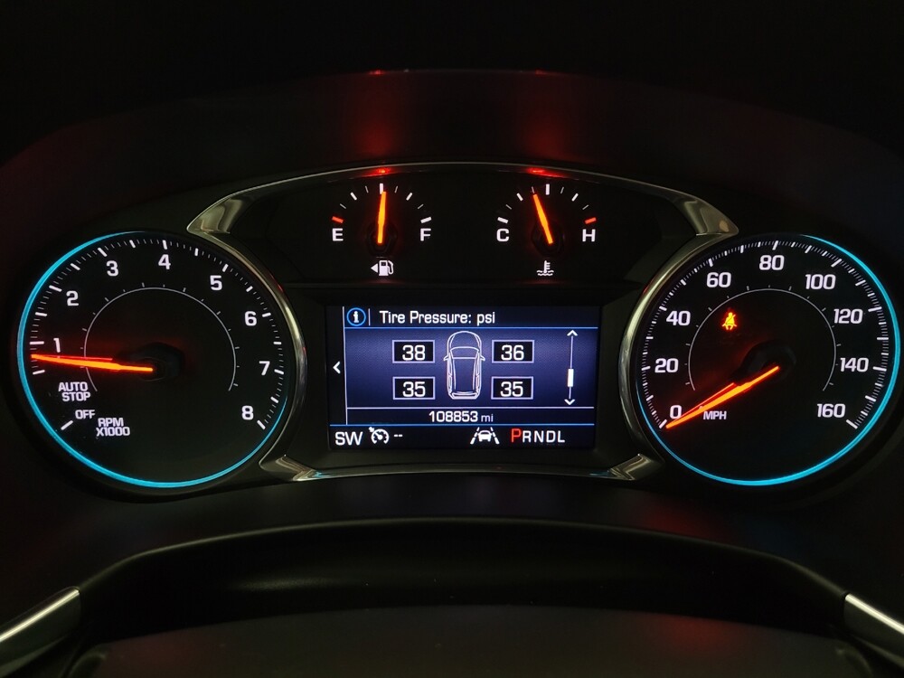 2020 Chevrolet Equinox in Columbus, OH 43228 - 18143611 23