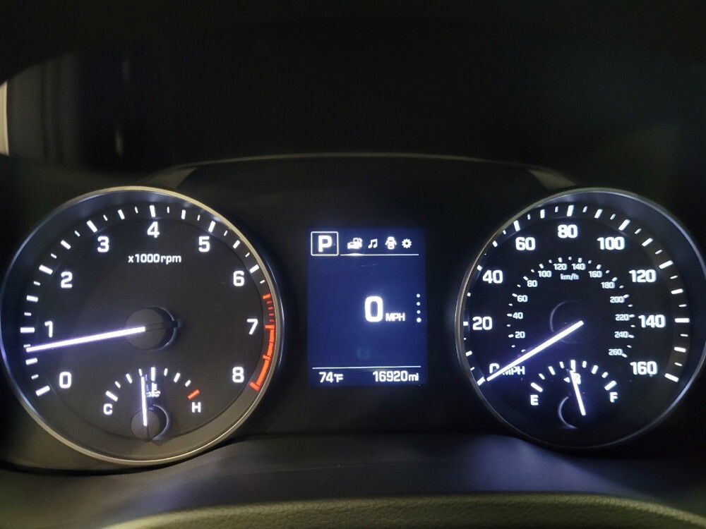 2018 Hyundai Elantra in New Castle, DE 19720 - 18143618 23