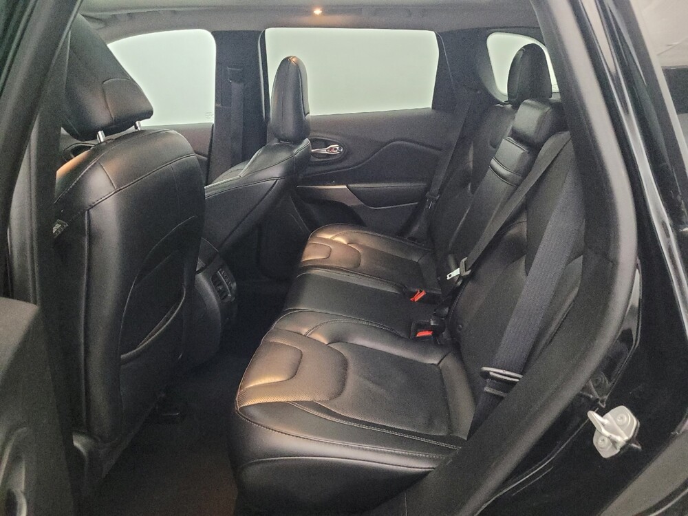 2019 Jeep Cherokee in New Castle, DE 19720 - 18143621 18