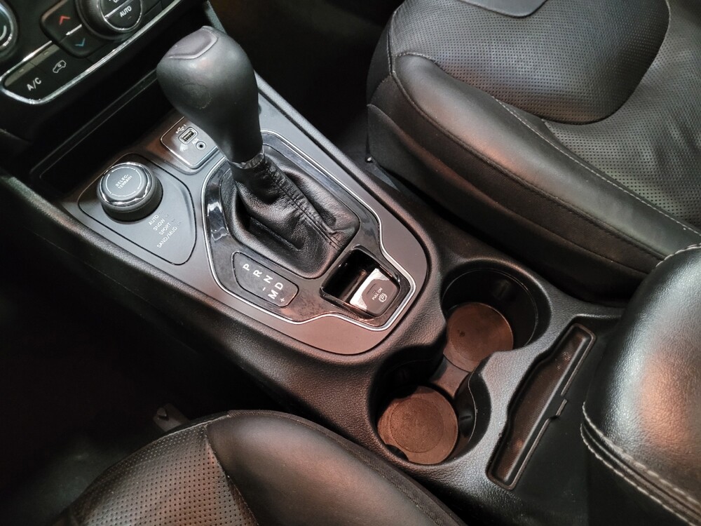 2019 Jeep Cherokee in New Castle, DE 19720 - 18143621 26