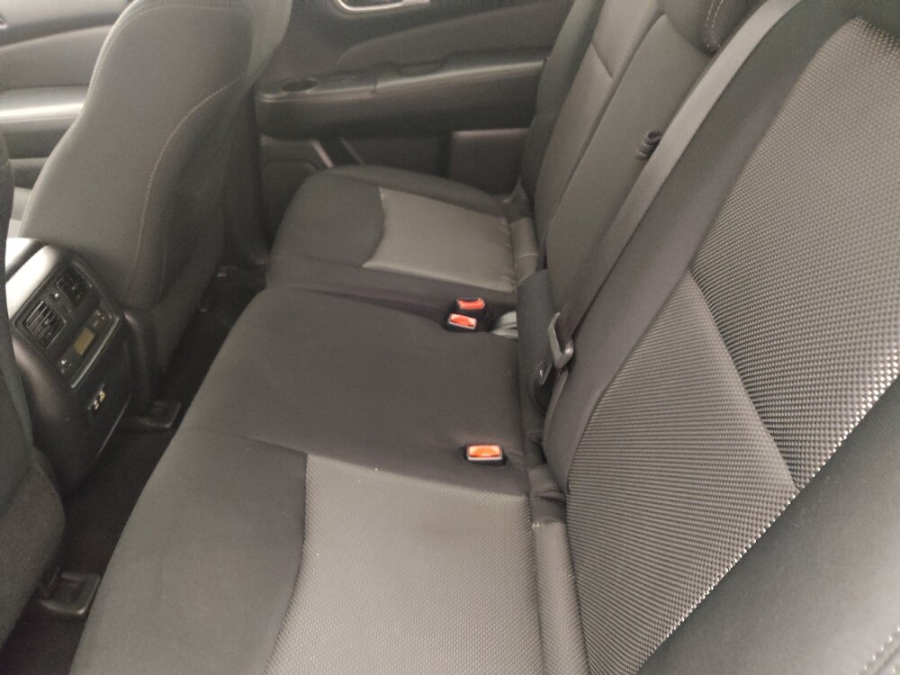 2020 Nissan Pathfinder in Bradenton, FL 34207 - 18143625 18