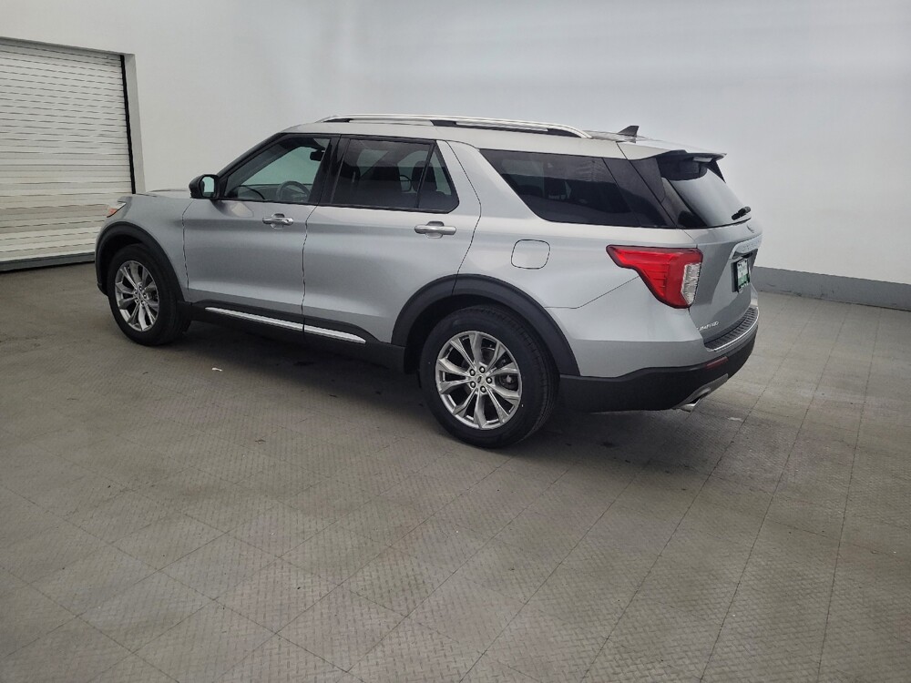 2023 Ford Explorer in Allentown, PA 18103 - 18143630 3
