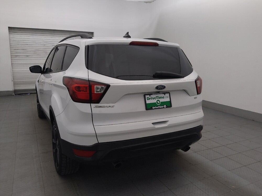 2019 Ford Escape in Tallahassee, FL 32304 - 18143635 5